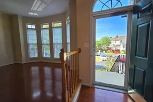 6235 Frosty Winter Ct, Centreville, VA 20120 - Photo 3