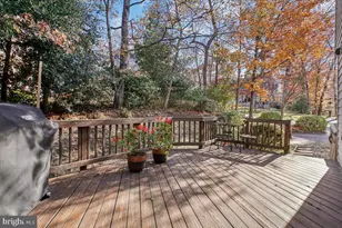 3105 Miller Heights Rd, Oakton, VA 22124 - Photo 27