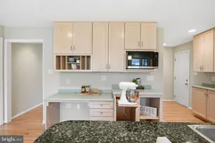 5508 Landmark Pl, Fairfax, VA 22032 - Photo 13