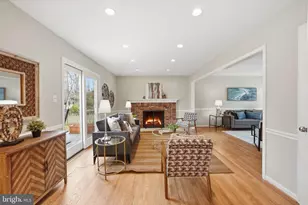 5508 Landmark Pl, Fairfax, VA 22032 - Photo 7