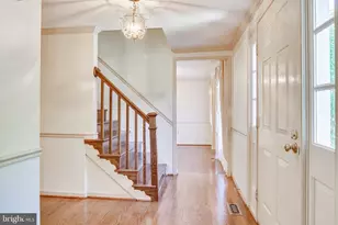 5931 Oakland Park Dr, Burke, VA 22015 - Photo 9