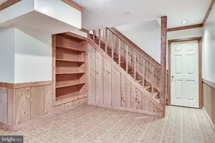 5931 Oakland Park Dr, Burke, VA 22015 - Photo 43