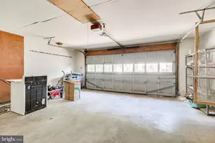 5931 Oakland Park Dr, Burke, VA 22015 - Photo 79