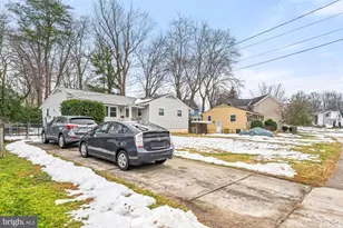 606 Meadow Ln SW, Vienna, VA 22180 - Photo 7