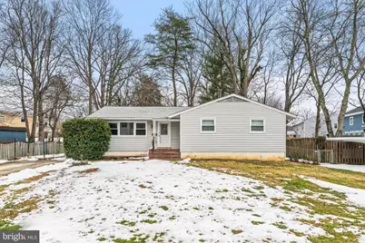 606 Meadow Lane SW, Vienna, VA 22180 - Photo 5