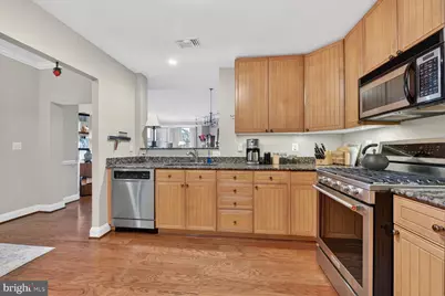 11776 Stratford House Place #901, Reston, VA 20190 - Photo 7