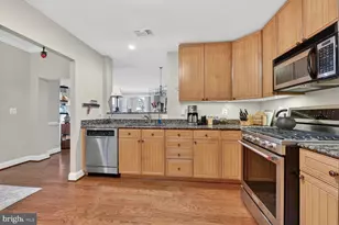 11776 Stratford House Pl, Reston, VA 20190 - Photo 7