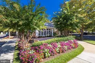 12147 Chancery Station Cir, Reston, VA 20190 - Photo 59