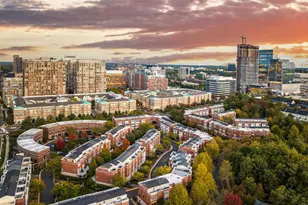 12147 Chancery Station Cir, Reston, VA 20190 - Photo 3