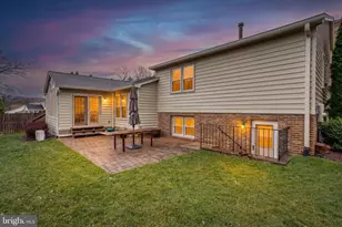 9805 Doulton Ct, Fairfax, VA 22032 - Photo 37