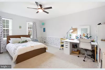 9805 Doulton Court, Fairfax, VA 22032 - Photo 15