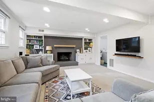 9805 Doulton Ct, Fairfax, VA 22032 - Photo 23