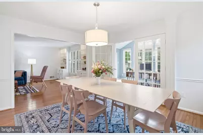 9805 Doulton Court, Fairfax, VA 22032 - Photo 9