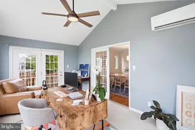 9805 Doulton Court, Fairfax, VA 22032 - Photo 13