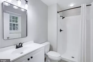 9805 Doulton Ct, Fairfax, VA 22032 - Photo 21