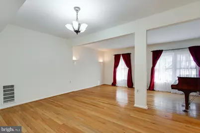 4428 Holly Avenue, Fairfax, VA 22030 - Photo 7