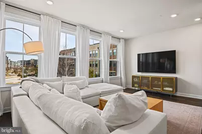 13007 Hattontown Square, Herndon, VA 20171 - Photo 7