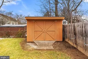 2950 Rosemary Ln, Falls Church, VA 22042 - Photo 37