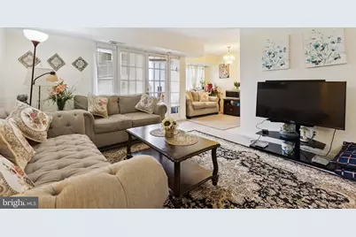 7089 Spring Garden Drive #202, Springfield, VA 22150 - Photo 3