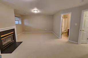 14773 Truitt Farm Dr, Centreville, VA 20120 - Photo 33