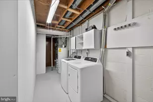 9512 Mdw Grv Ct, Burke, VA 22015 - Photo 37