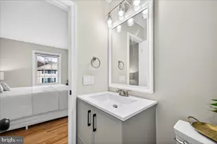 9512 Mdw Grv Ct, Burke, VA 22015 - Photo 21