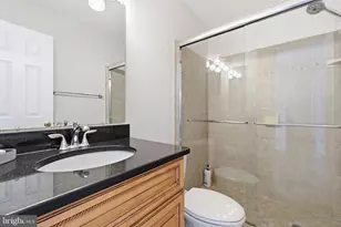 12005 Meadowville Ct, Herndon, VA 20170 - Photo 33