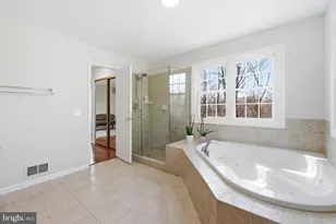 12005 Meadowville Ct, Herndon, VA 20170 - Photo 31