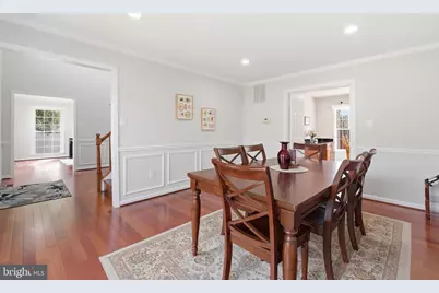 12005 Meadowville Court, Herndon, VA 20170 - Photo 23