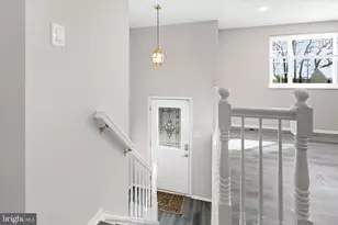 9804 Brightlea Dr, Vienna, VA 22181 - Photo 23