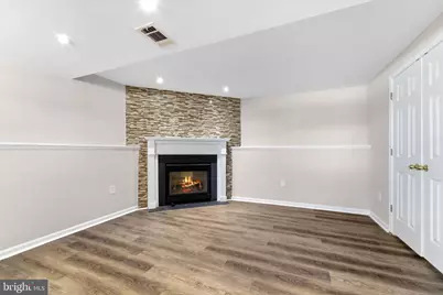 9804 Brightlea Drive, Vienna, VA 22181 - Photo 17