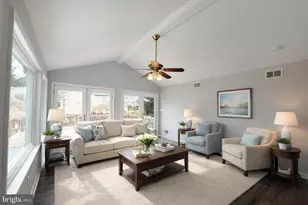 9804 Brightlea Dr, Vienna, VA 22181 - Photo 7