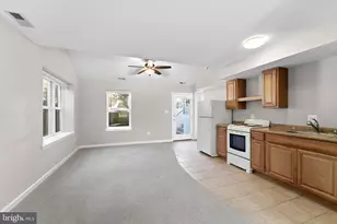 9804 Brightlea Dr, Vienna, VA 22181 - Photo 33