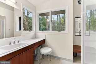 1812 Drury Ln, Alexandria, VA 22307 - Photo 27