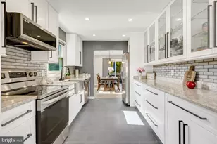 4310 Braeburn Dr, Fairfax, VA 22032 - Photo 19