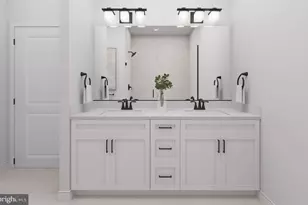 8131 Shining Star Ln, Vienna, VA 22182 - Photo 9