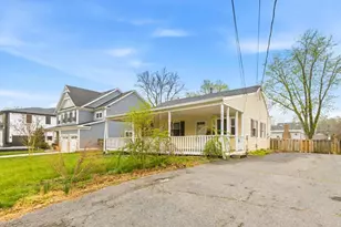 1904 Pimmit Dr, Falls Church, VA 22043 - Photo 1