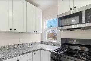 1904 Pimmit Dr, Falls Church, VA 22043 - Photo 5