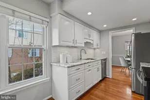 5759 Heritage Hill Dr, Alexandria, VA 22310 - Photo 13