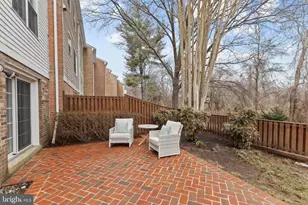 5759 Heritage Hill Dr, Alexandria, VA 22310 - Photo 7