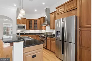 7004 Eastern Red Cedar Ln, McLean, VA 22101 - Photo 15