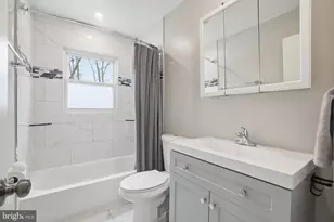 6810 Mayo Ct, Springfield, VA 22150 - Photo 21
