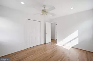 9609 Podium Dr, Vienna, VA 22182 - Photo 25