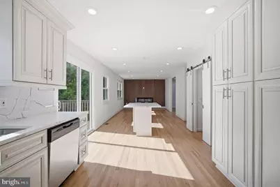 9609 Podium Drive, Vienna, VA 22182 - Photo 17