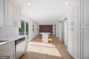 9609 Podium Dr, Vienna, VA 22182 - Photo 17