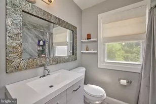 9609 Podium Dr, Vienna, VA 22182 - Photo 23