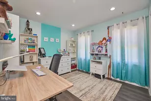 9609 Podium Dr, Vienna, VA 22182 - Photo 25