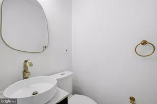 9609 Podium Dr, Vienna, VA 22182 - Photo 15