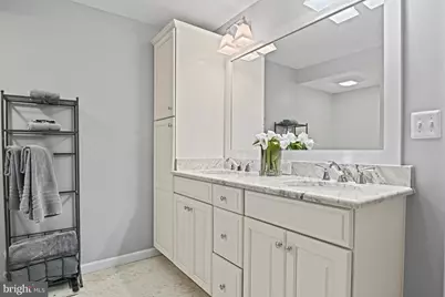 10611 Allenwood Lane, Great Falls, VA 22066 - Photo 45