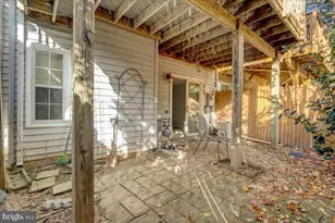 12307 Sleepy Lake Ct, Fairfax, VA 22033 - Photo 33